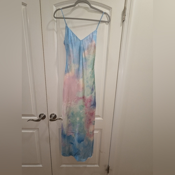16. NWT BARDOT TIE DYE SLIP DRESS - Picture 6 of 8